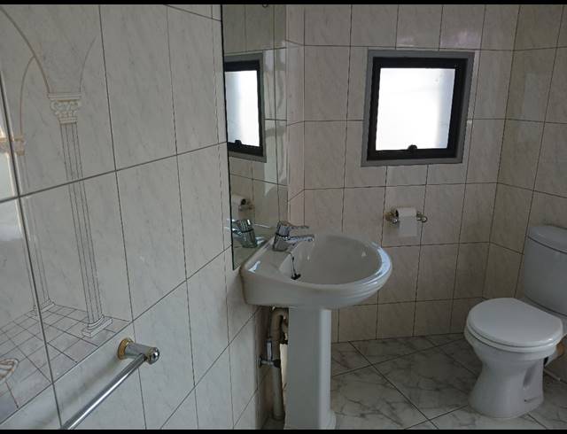 1 bed property to rent in GLENVISTA